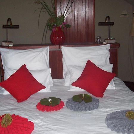Nkasa Lupala Tented Lodge Sangwali Экстерьер фото