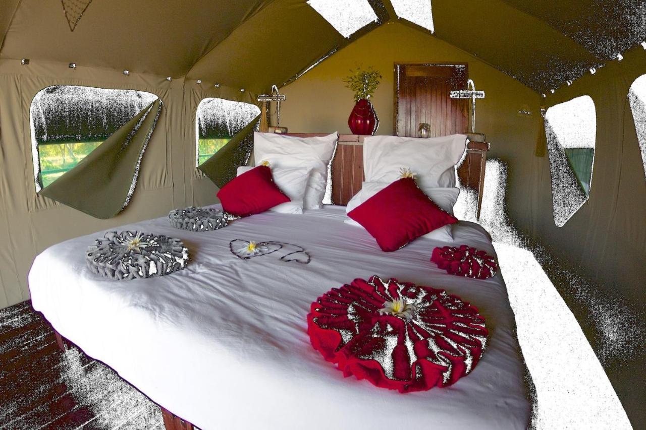 Nkasa Lupala Tented Lodge Sangwali Экстерьер фото